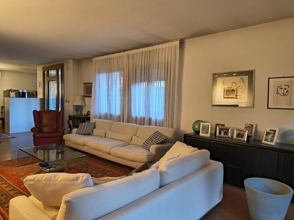 casa indipendente in vendita a Cadoneghe in zona Mejaniga