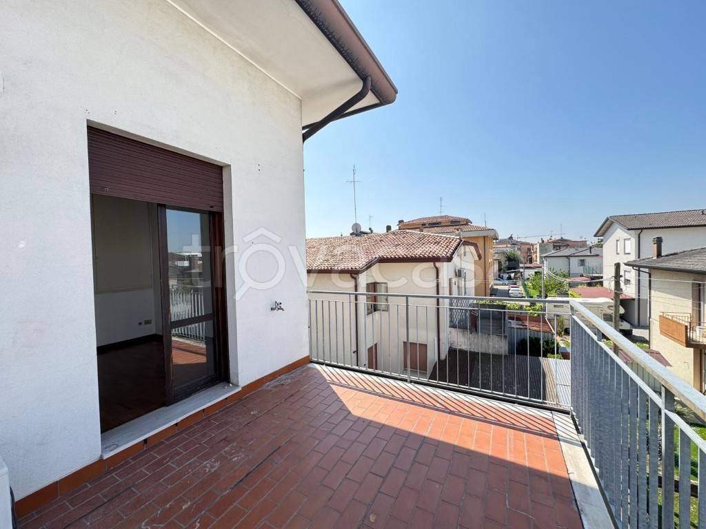 casa indipendente in vendita a Cadoneghe in zona Mejaniga