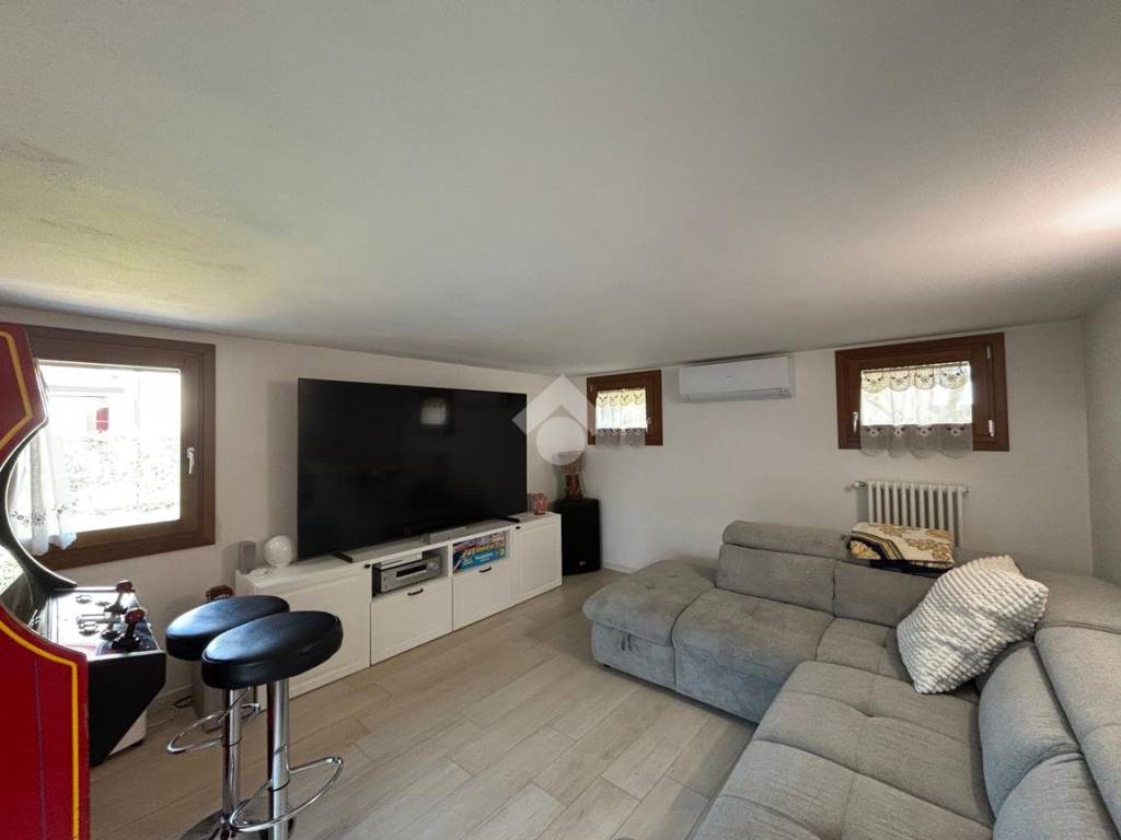 casa indipendente in vendita a Cadoneghe