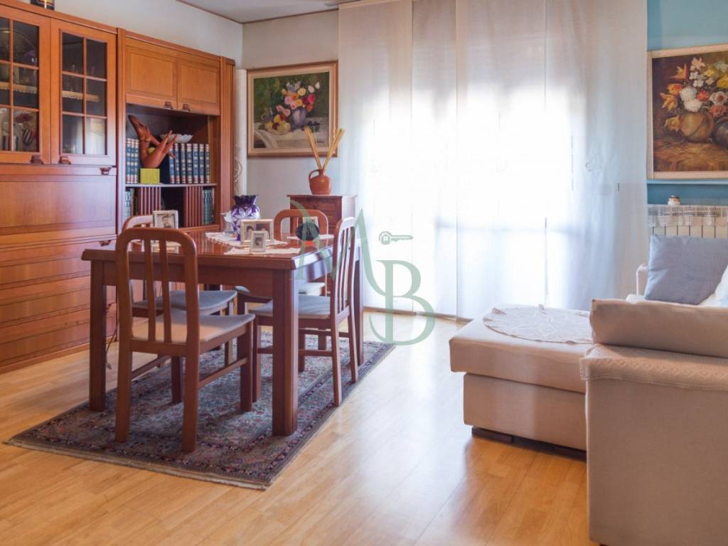 appartamento in vendita a Cadoneghe in zona Mejaniga