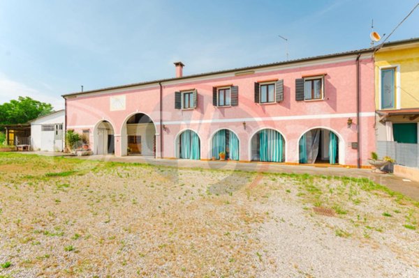 casa indipendente in vendita a Cadoneghe in zona Mejaniga