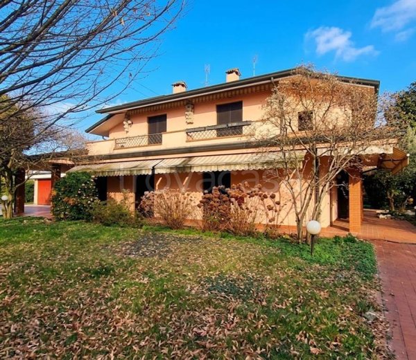 casa indipendente in vendita a Cadoneghe in zona Mejaniga