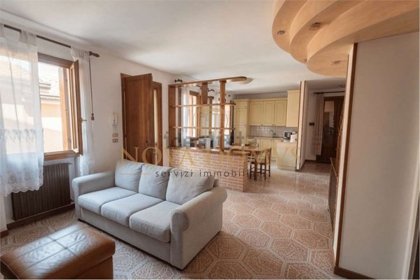 casa indipendente in vendita a Cadoneghe in zona Bragni