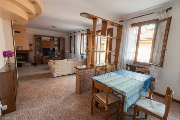 casa indipendente in vendita a Cadoneghe in zona Bragni