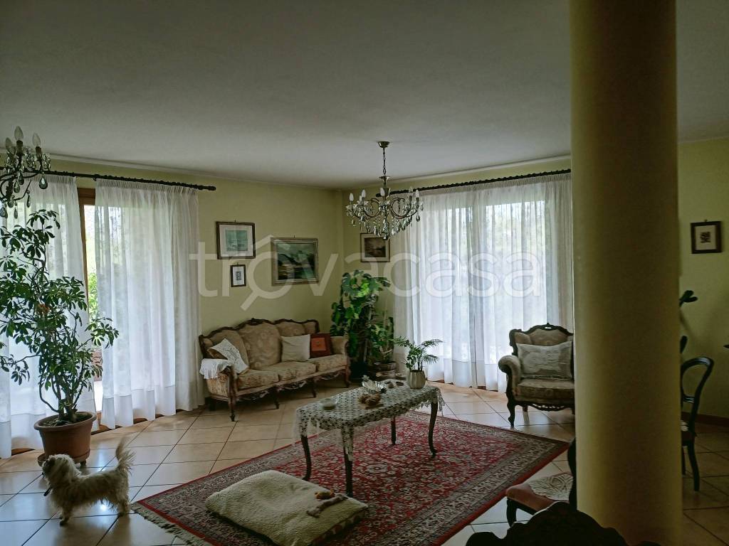 casa indipendente in vendita a Cadoneghe in zona Mejaniga