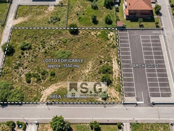 terreno edificabile in vendita a Cadoneghe in zona Mejaniga
