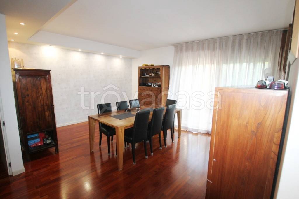 appartamento in vendita a Cadoneghe in zona Mejaniga