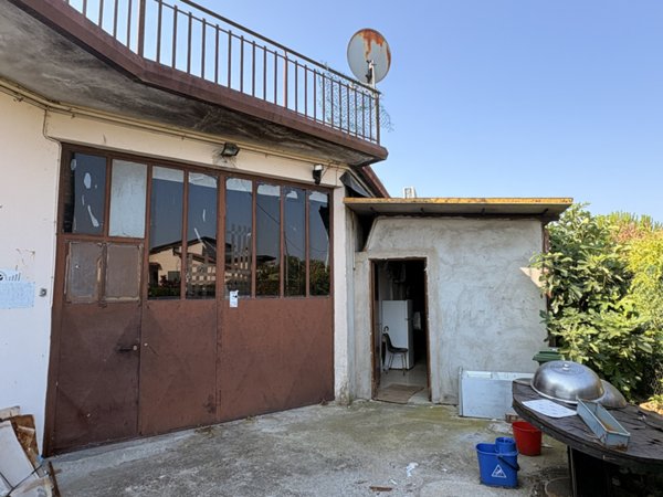 casa indipendente in vendita a Cadoneghe in zona Mejaniga