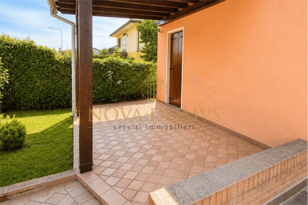 casa indipendente in vendita a Cadoneghe in zona Bragni