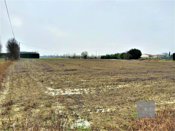 terreno agricolo in vendita a Cadoneghe in zona Bagnoli