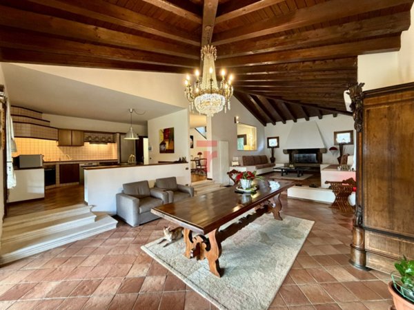 casa indipendente in vendita a Cadoneghe in zona Bragni