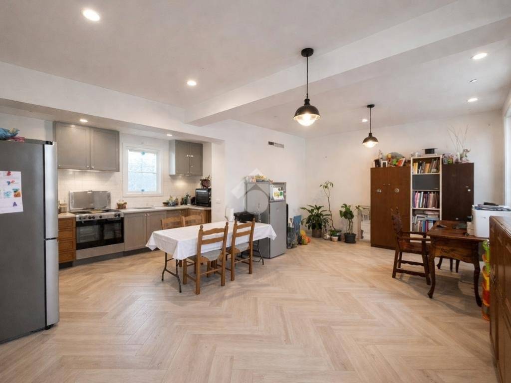 casa indipendente in vendita a Cadoneghe in zona Mejaniga