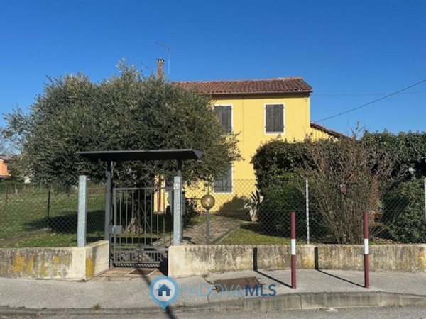 casa indipendente in vendita a Cadoneghe in zona Bragni