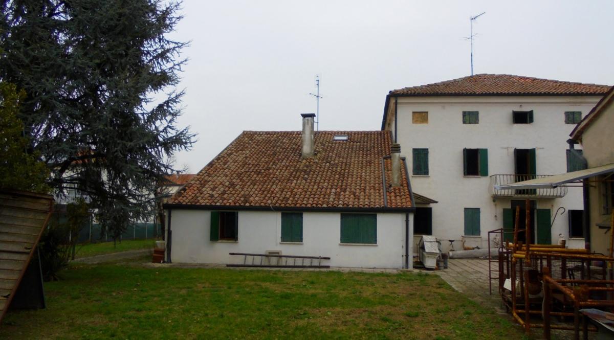 casa indipendente in vendita a Campodarsego in zona Bronzola