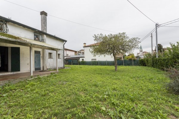 casa indipendente in vendita a Campodarsego in zona Bronzola