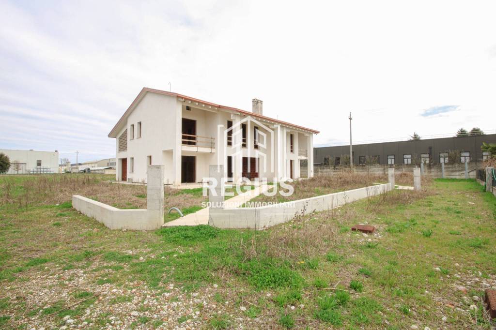 casa indipendente in vendita a Campodarsego in zona Reschigliano