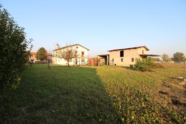 casa indipendente in vendita a Campodarsego in zona Reschigliano