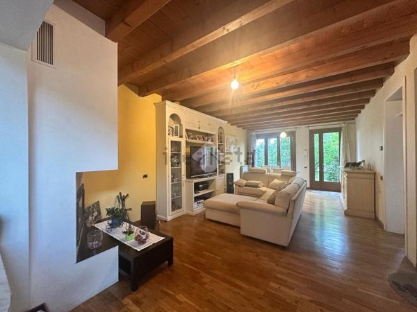 casa indipendente in vendita a Campodarsego in zona Bosco del Vescovo