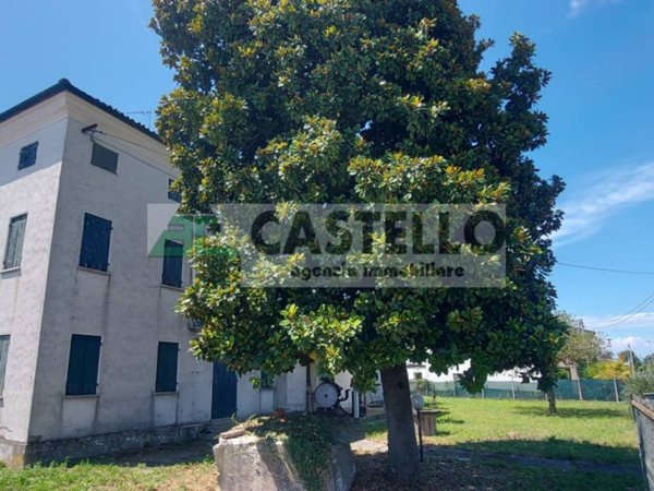 casa indipendente in vendita a Campodarsego in zona Bronzola