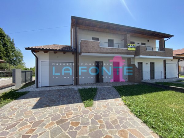 casa indipendente in vendita a Campodarsego in zona Fiumicello