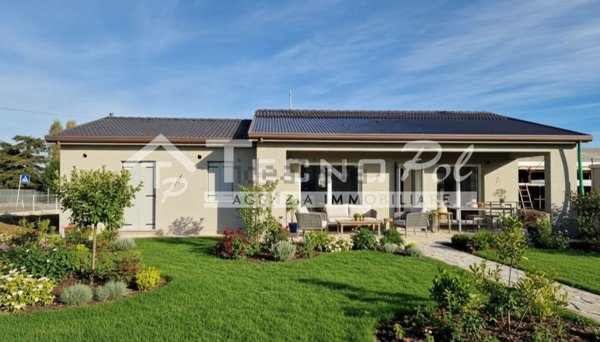 casa indipendente in vendita a Campodarsego in zona Reschigliano