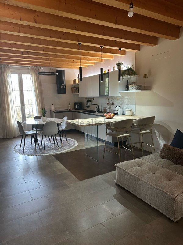 casa indipendente in vendita a Campodarsego in zona Fiumicello