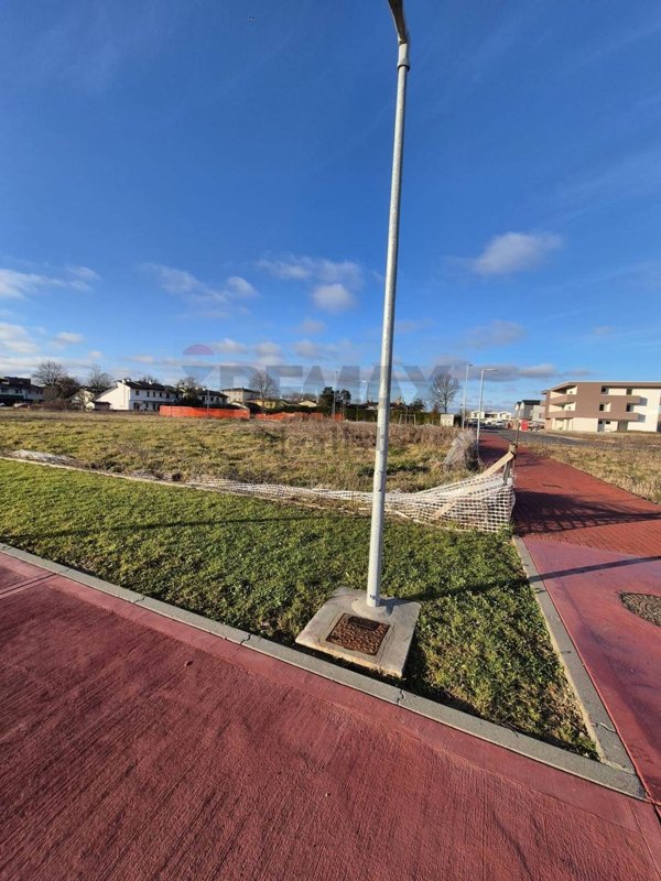 terreno edificabile in vendita a Campodarsego