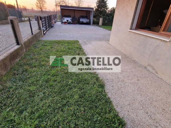 casa indipendente in vendita a Campodarsego in zona Bosco del Vescovo