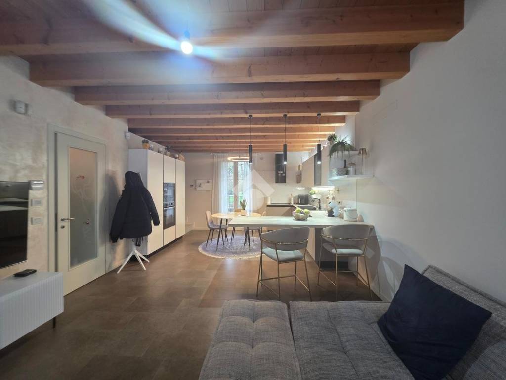 casa indipendente in vendita a Campodarsego in zona Fiumicello