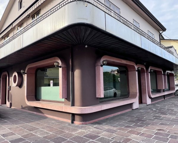 negozio in vendita a Campodarsego in zona Sant'Andrea