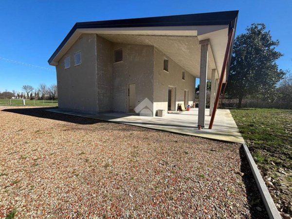 casa indipendente in vendita a Campodarsego in zona Bronzola