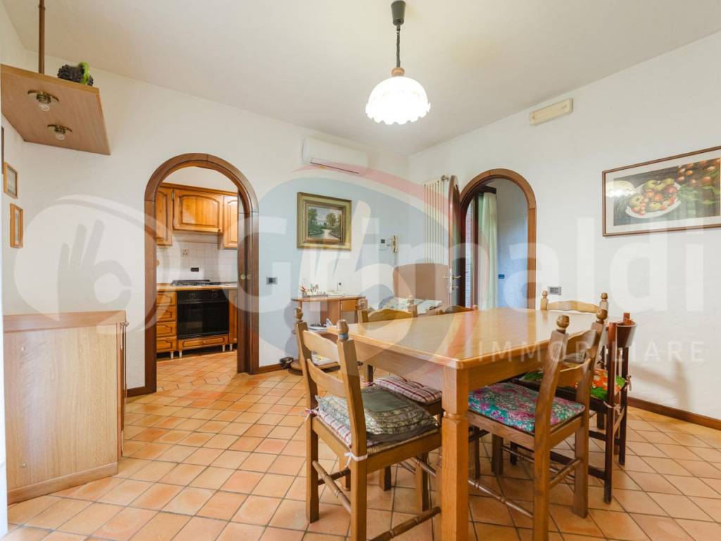 casa indipendente in vendita a Campodarsego in zona Bronzola