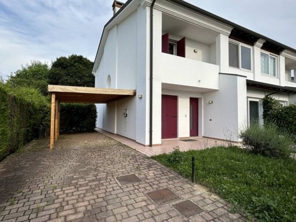 casa indipendente in vendita a Campodarsego in zona Fiumicello