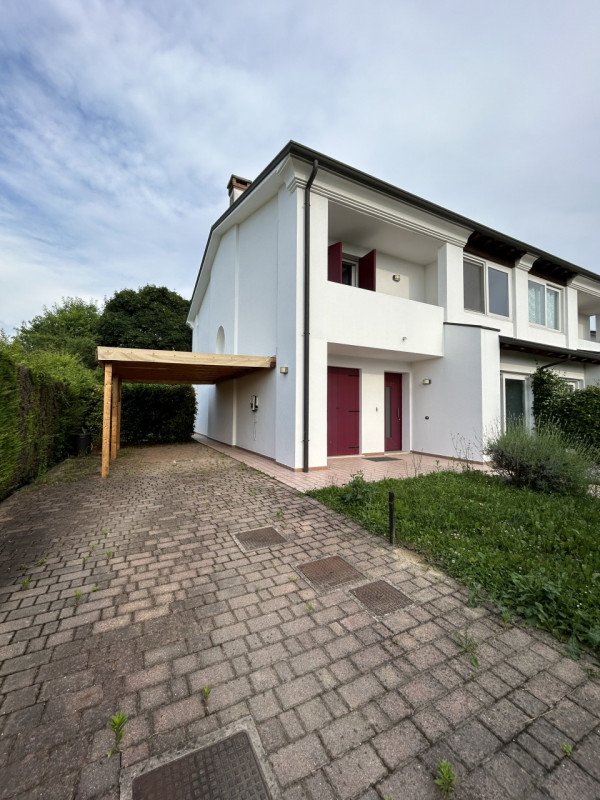 casa indipendente in vendita a Campodarsego in zona Fiumicello