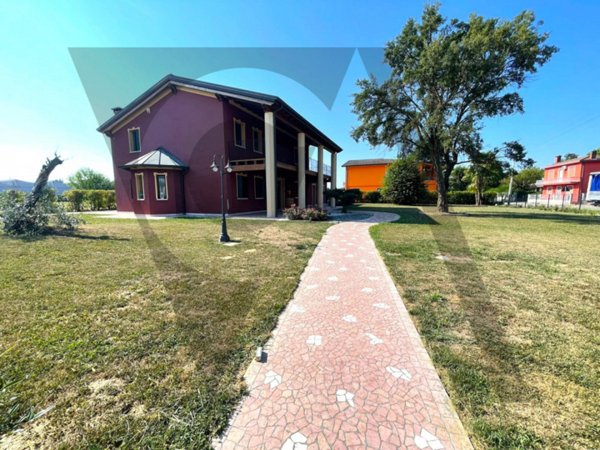 casa indipendente in vendita a Campodarsego in zona Bronzola