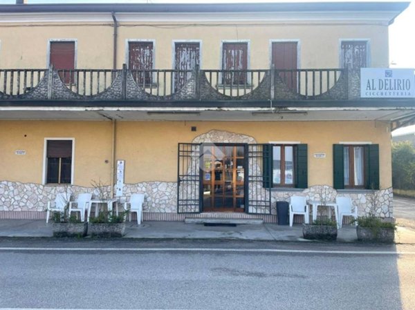 negozio in vendita a Campodarsego in zona Bronzola