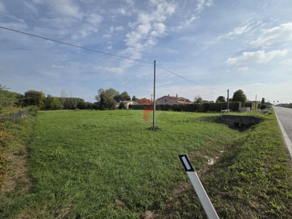 terreno edificabile in vendita a Campodarsego