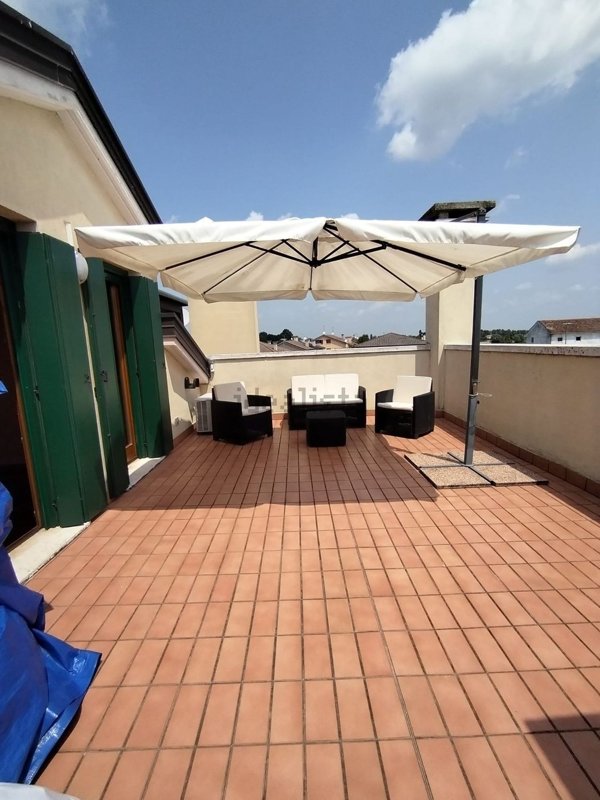 appartamento in vendita a Campodoro in zona Bevadoro