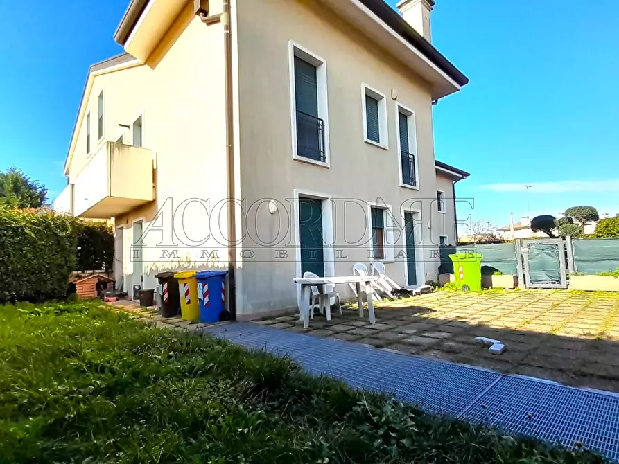 appartamento in vendita a Campodoro in zona Bevadoro