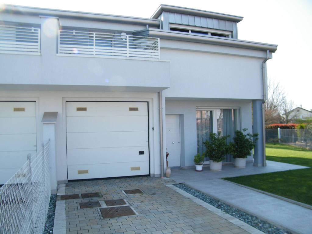 casa indipendente in vendita a Campodoro