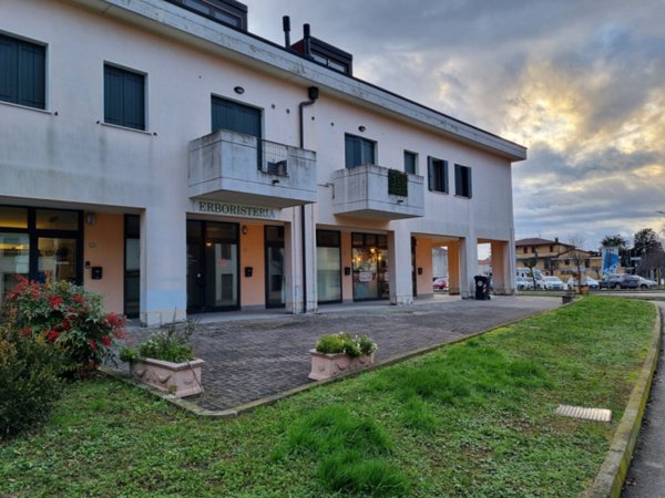 negozio in vendita a Campodoro