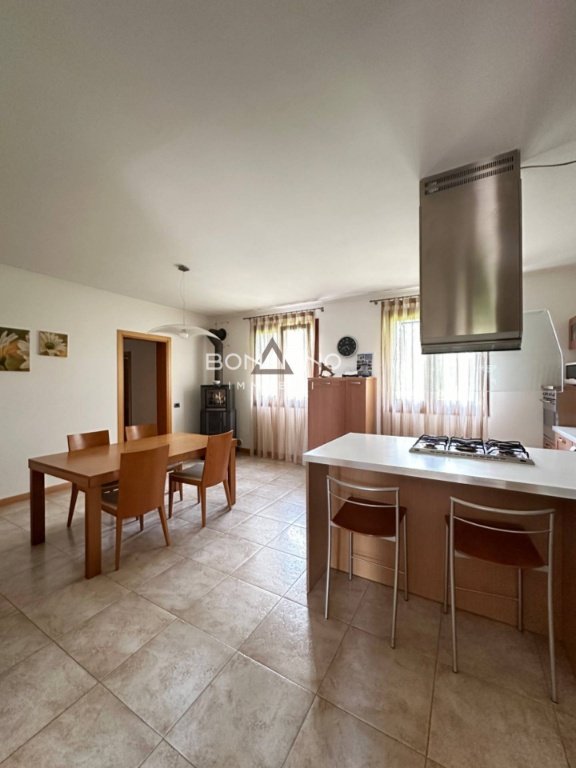 casa indipendente in vendita a Camposampiero in zona Rustega