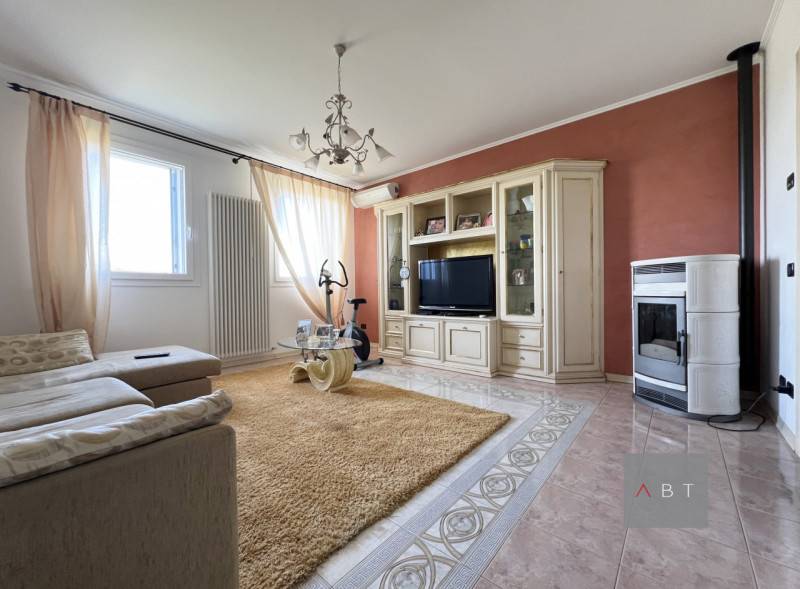 casa indipendente in vendita a Camposampiero