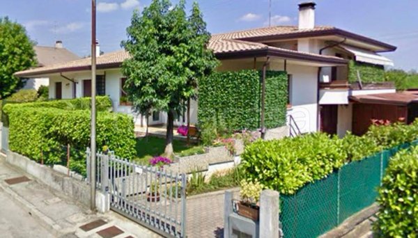 casa indipendente in vendita a Camposampiero