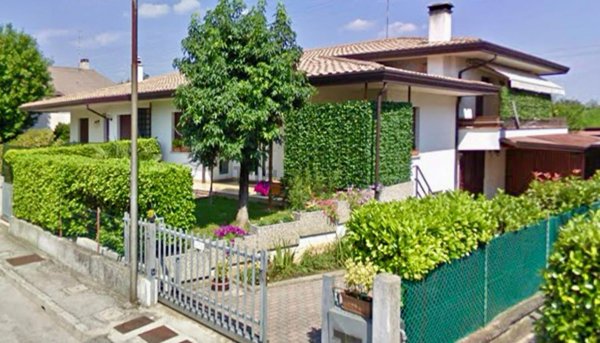 casa indipendente in vendita a Camposampiero