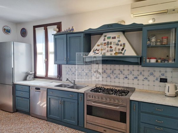 casa indipendente in vendita a Camposampiero