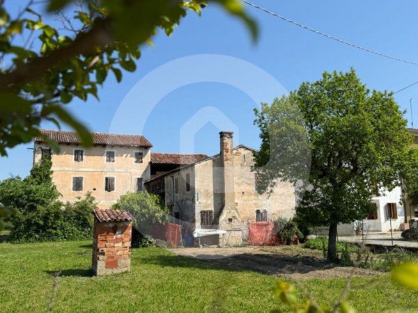 casa indipendente in vendita a Camposampiero in zona Rustega