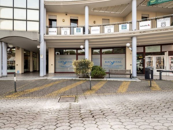 negozio in vendita a Camposampiero