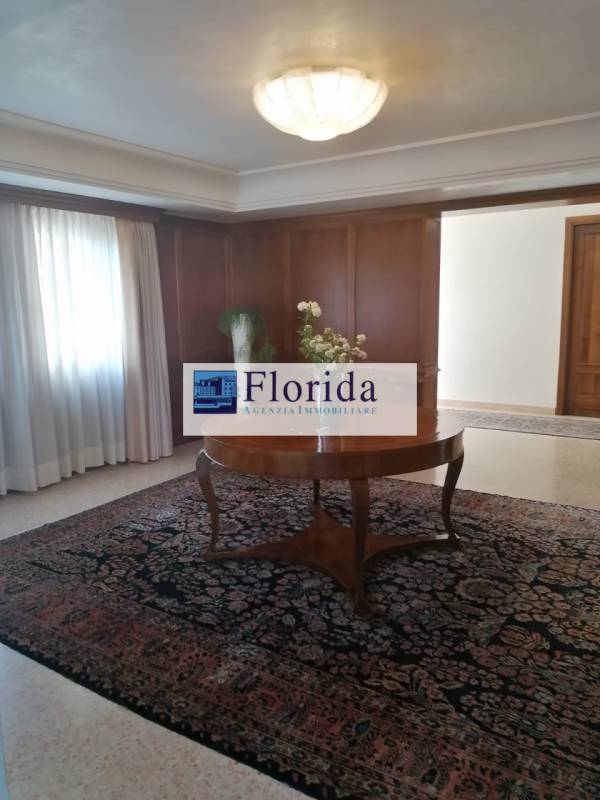 casa indipendente in vendita a Camposampiero