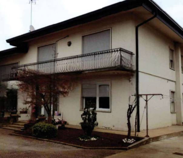 casa indipendente in vendita a Camposampiero